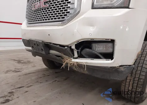 2015 GMC Yukon Xl 1500 Denali из США, поврежденный, VIN 1GKS2JKJ2FR565860